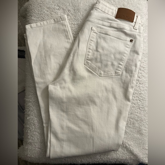 Women’s Judy Blue White Jeans Size 11/30: Skinny Leg - Picture 9 of 10